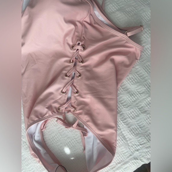 Swimsut & dress - Picture 6 of 15